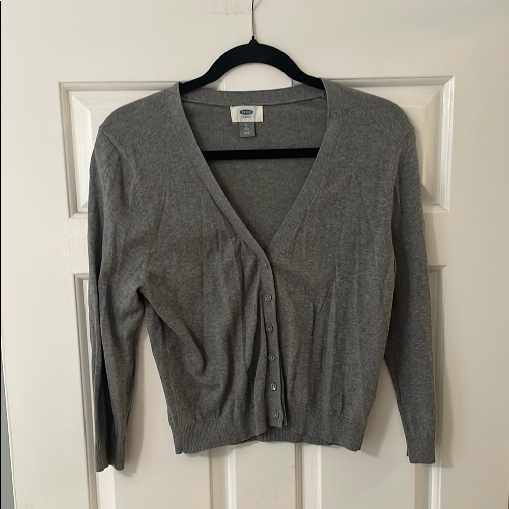 Old Navy Gray Cardigan Sweater V-Neck Knit EUC medium TALL